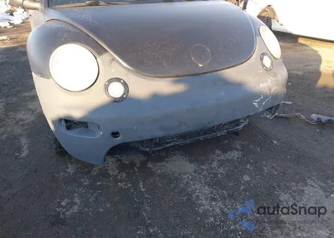 2005 Volkswagen New Beetle Gls 1.8T from USA, damaged, VIN 3VWCD31YX5M315848